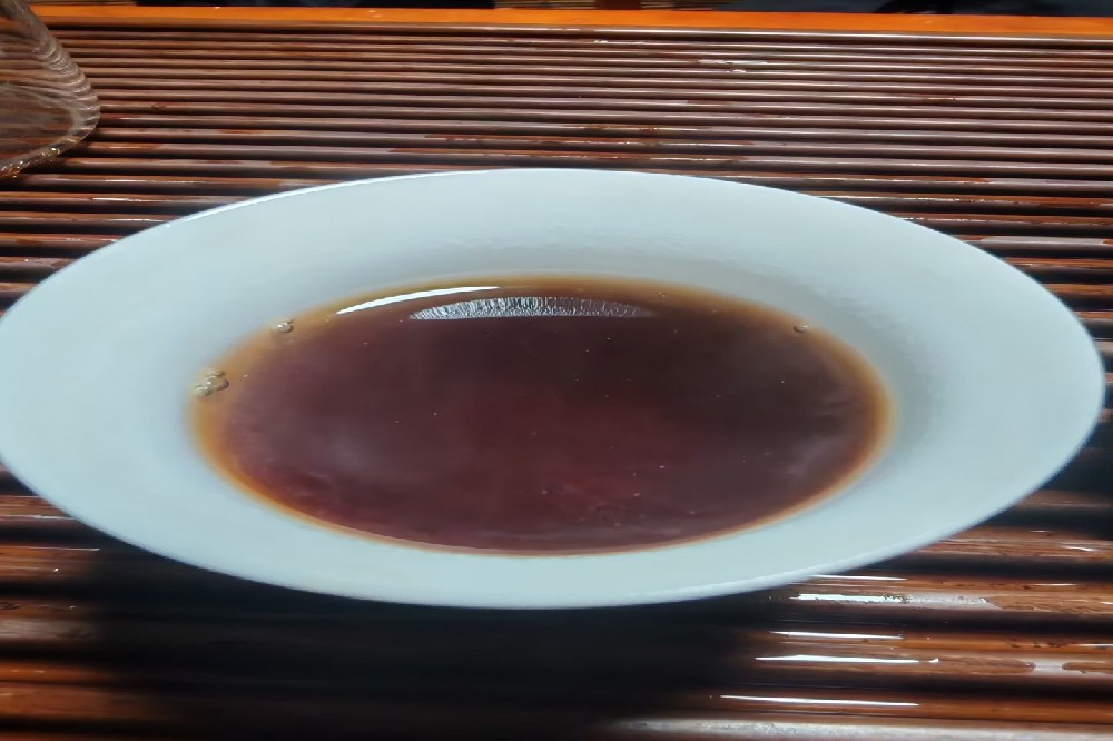 六堡茶的益生菌消食作用揭秘：为何它是肠胃的“清道夫”？