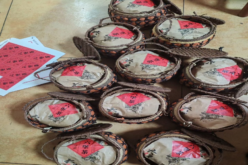 六堡茶消食最佳饮用量:一天喝多少才真正养胃不伤身?