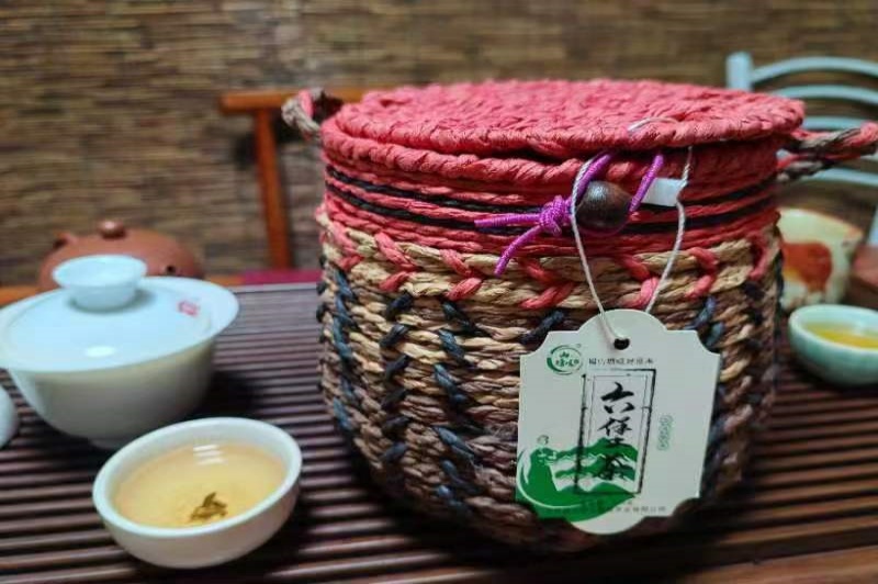 六堡镇:茶船古道的起点,六堡茶的海上贸易传奇与山塘岐的当代传承