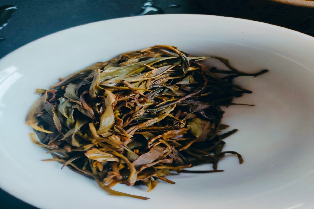 详解黑茶：六堡茶为何是黑茶瑰宝？看山塘岐如何诠释“红、浓、陈、醇”